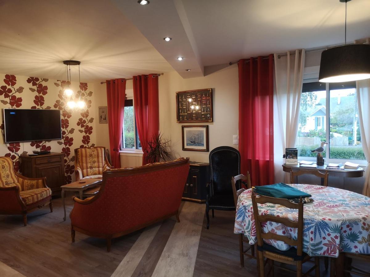 La maison du bonheur Port-en-Bessin-Huppain Eksteriør billede